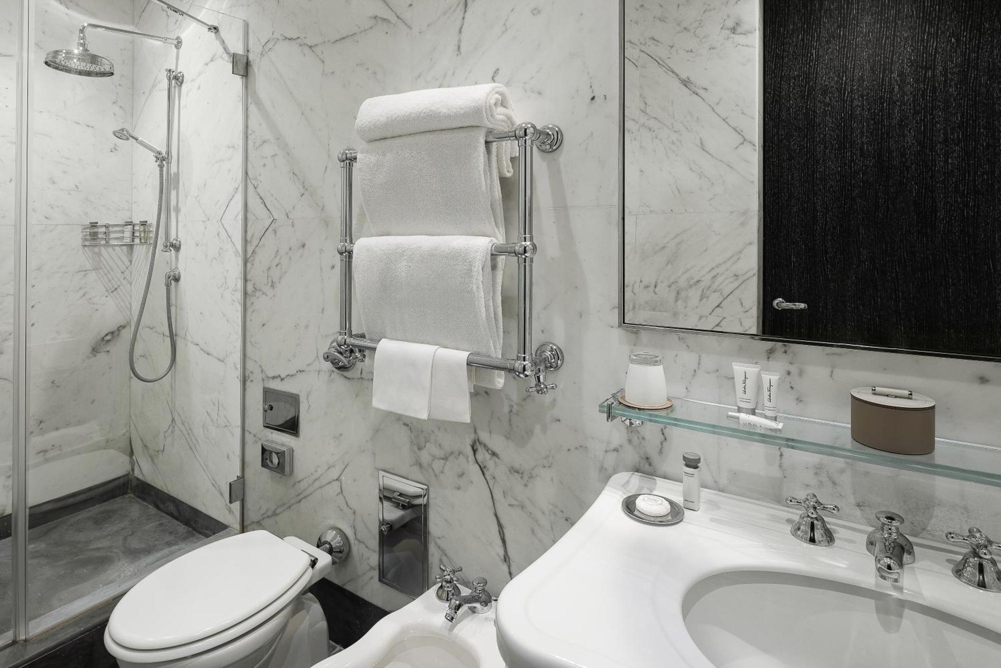 Aparthotel Portrait Roma - Lungarno Collection Esterno foto